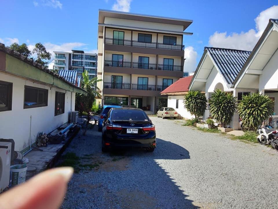 Dee Dee Mansion Airport Apartment Nai Yang Exterior photo